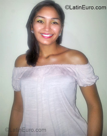 Date this nice looking Brazil girl Jaiane from Macapa BR6782