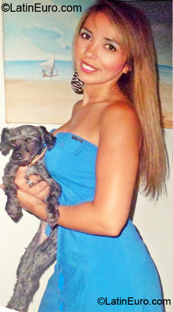 Date this funny Brazil girl Cleo from Santos BR6940