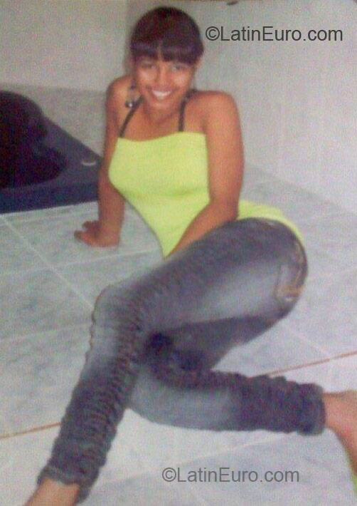 Date this exotic Dominican Republic girl Berenice from Higuey DO11876