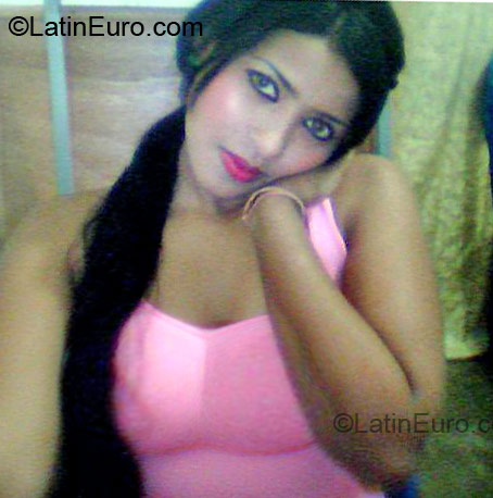 Date this georgeous Colombia girl Liz from Barranquilla CO12643