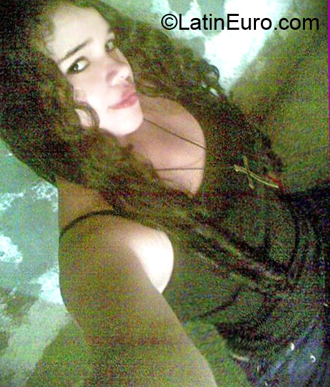 Date this pretty Colombia girl Gina from Ibague CO10890