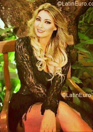 Date this sensual Brazil girl Gisele from Campo Grande BR7007