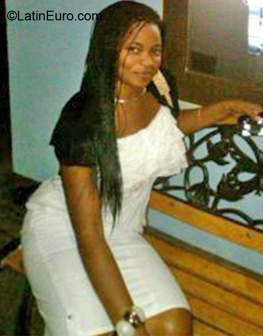 Date this funny Jamaica girl Melesha from Kingston JM634