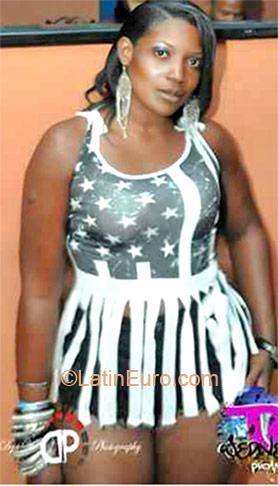 Date this pretty Jamaica girl Shelisa from Montego Bay JM641