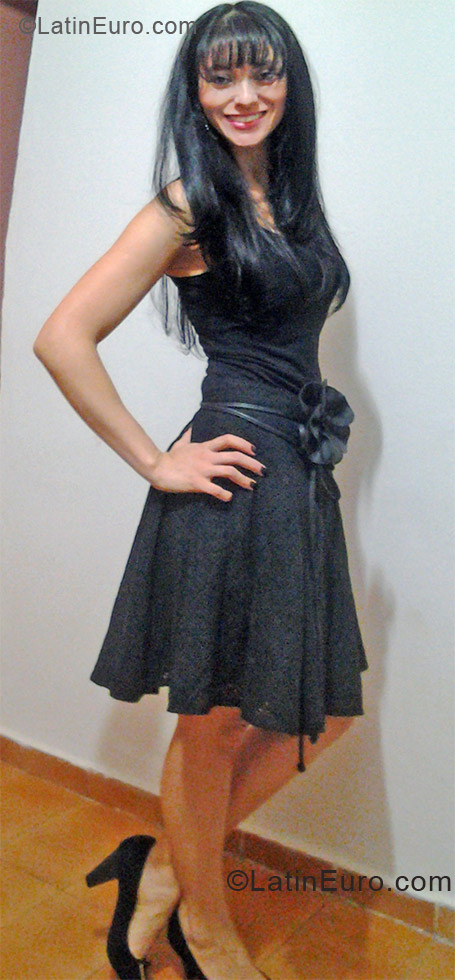 Date this athletic Brazil girl Franciele from Anapolis BR7126