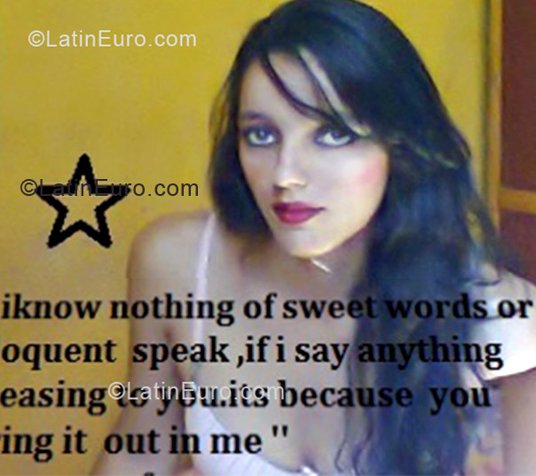 Date this charming Brazil girl Sheila from Sao Roque de Minas BR7132