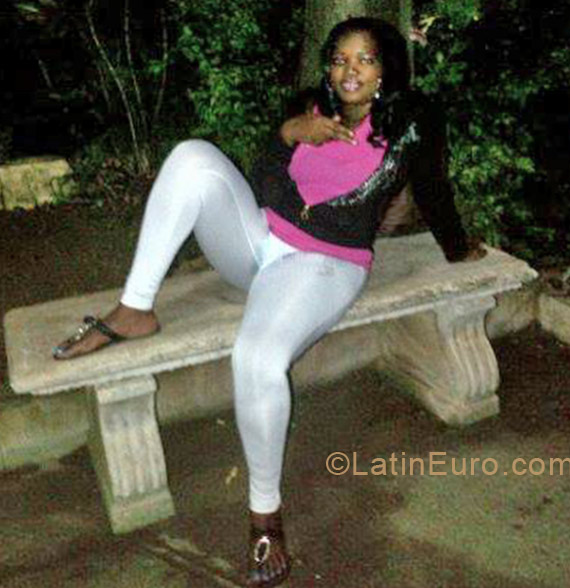 Date this exotic Jamaica girl Kenesha from Kingston JM794