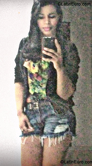 Date this fun Brazil girl Jeany from Teixeira De Freiras BR7245