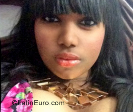 Date this sensual Dominican Republic girl SwettyW from Santo Domingo DO13501