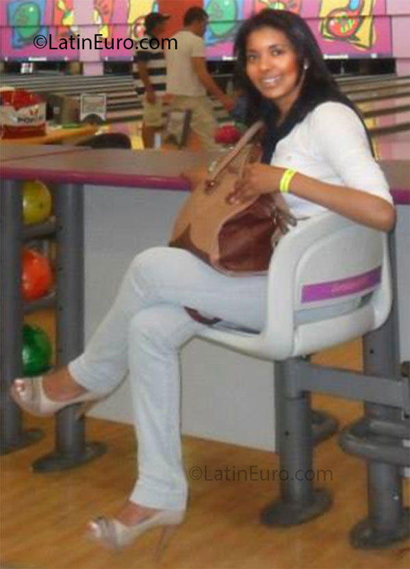 Date this pretty Brazil girl Sara from Sao Paulo BR7339