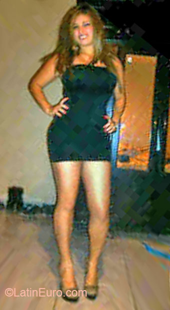 Date this funny Honduras girl Alexa from tegucigalpa HN823