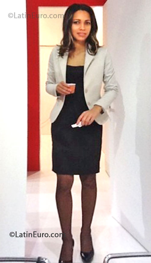 Date this georgeous Brazil girl Regiane from Belem BR7789