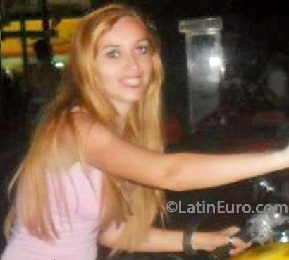 Date this attractive Brazil girl Eugenia from Caruaru BR7845