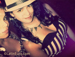 voluptuous Colombia girl Sandra from Bogota CO15600