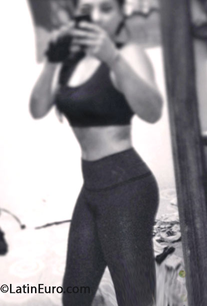 Date this fun Colombia girl Ngela from Bogota CO13396