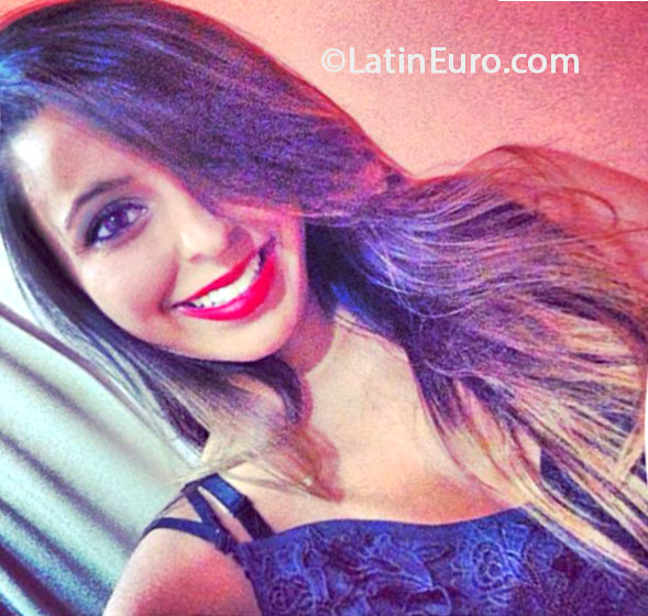 Date this charming Brazil girl Eduarda from Joinville BR7961