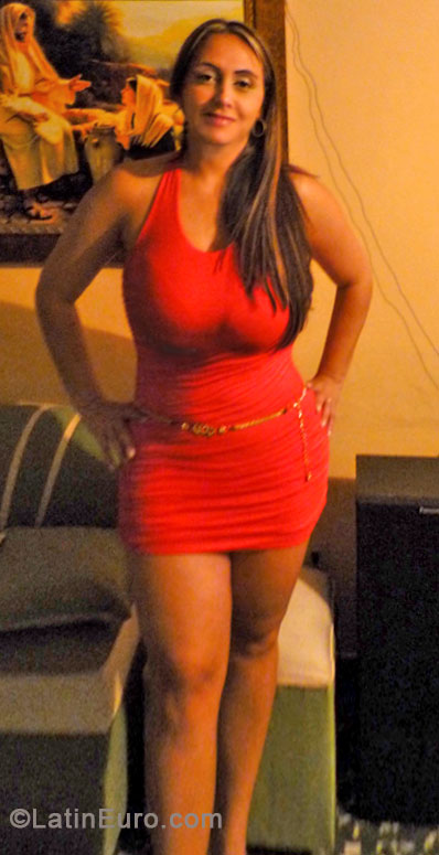 Date this cute Colombia girl Leidy Johanna from Medellin CO16730