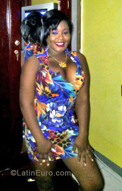 Date this fun Jamaica girl Crystel from Kingston JM1335