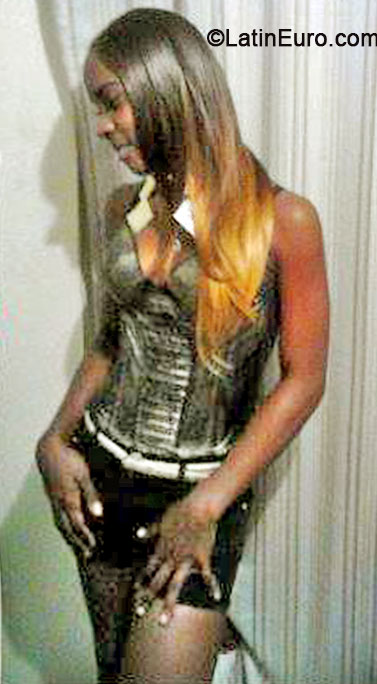 Date this hot Jamaica girl Sharona from Ocho Rios JM1452