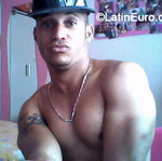 hard body Brazil man Kello from Salvador BR8443