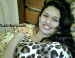 attractive Brazil girl Leticia from Urai BR8475