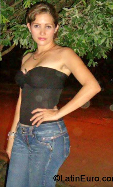 Date this tall Colombia girl Karina from Monteria CO14841