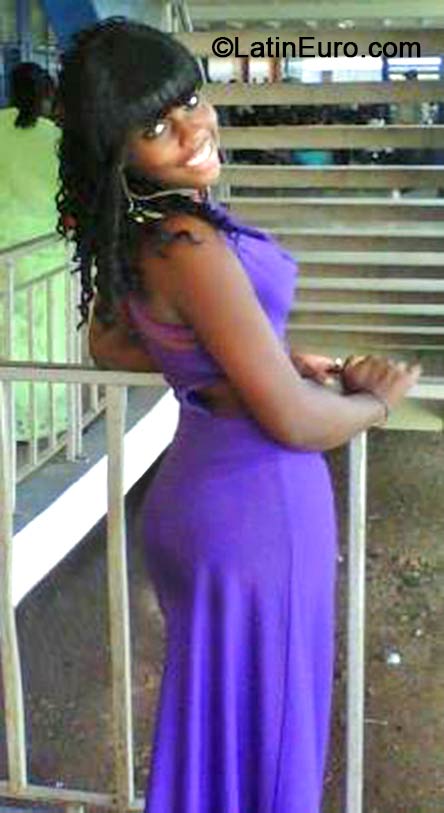 Date this pretty Jamaica girl Carise from Kingston JM1567