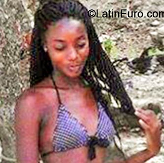 Date this athletic Jamaica girl Jhanele from Port Antonio JM1569