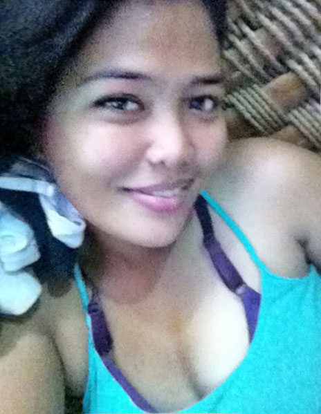 Date this foxy Philippines girl Lyn from Manila PH631