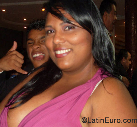 Date this athletic Venezuela girl Yuliana from Maracaibo VE246