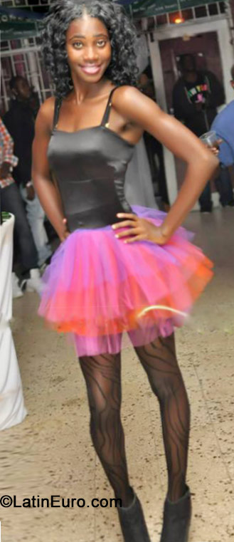 Date this delightful Jamaica girl Simone from Kingston JM1950