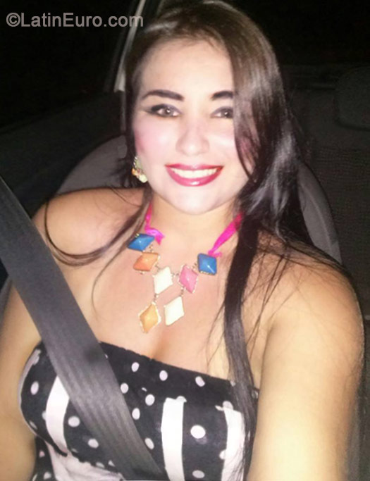 Date this happy Brazil girl Julya Malu from Manaus BR8849