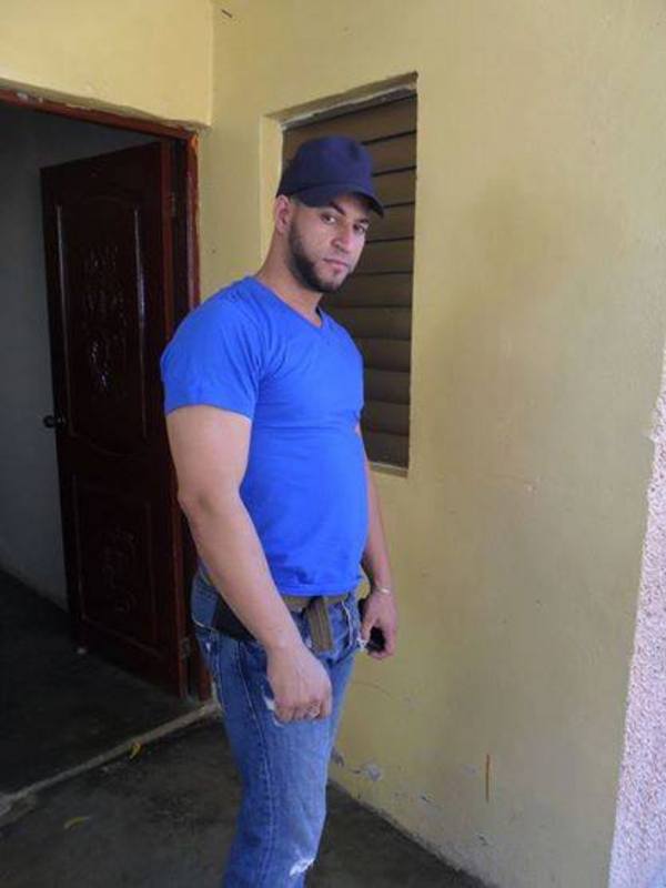 Date this tall Dominican Republic man Rafael from Santiago DO19769