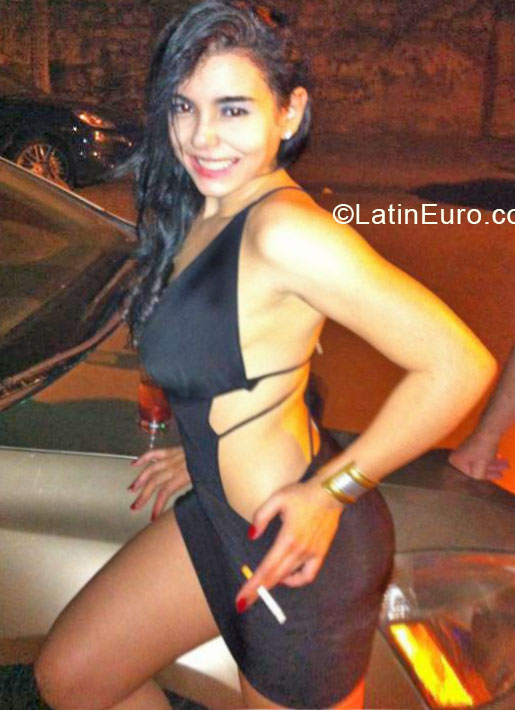 Date this young Dominican Republic girl Fernanda from Santo Domingo DO20567