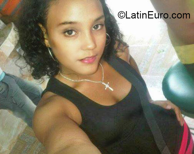 Date this delightful Dominican Republic girl Yessica from San juan de la maguana DO20730