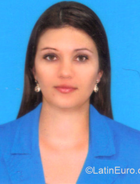 Date this passionate Colombia girl Karen from Cali CO16957