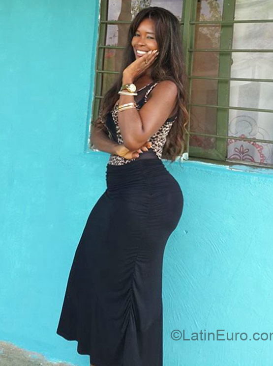 Date this delightful Colombia girl Sandra from Cali CO16965