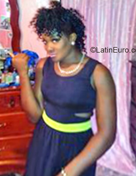 Date this tall Jamaica girl Arina from Kingston JM2172