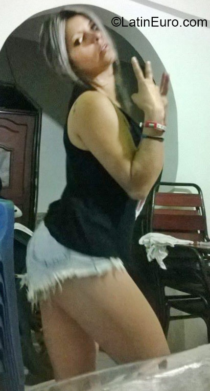 Date this lovely Colombia girl Marisol from Ibague CO17898