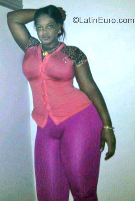 Date this gorgeous Jamaica girl Yaniquie from Portmore JM1972