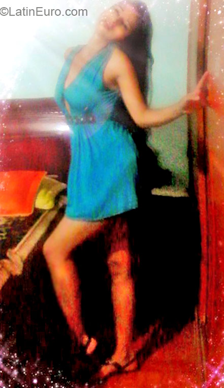 Date this georgeous Colombia girl Mirliey from Medellin CO17064