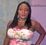 good-looking Dominican Republic girl Gina from Santo Domingo DO21893