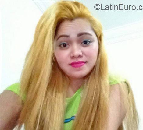 Date this fun Philippines girl Evan from Palawan PH766
