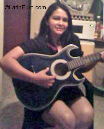 Date this foxy Colombia girl Samy from Bogota CO17312