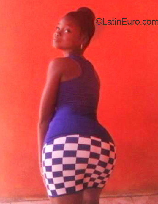 Date this hard body Jamaica girl Tanisha from Kingston JM2064