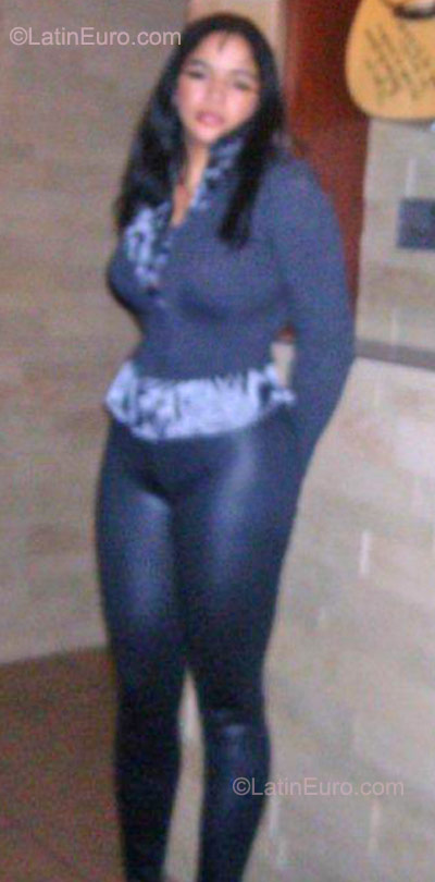 Date this tall Dominican Republic girl Carmen from Santo Domingo DO22288