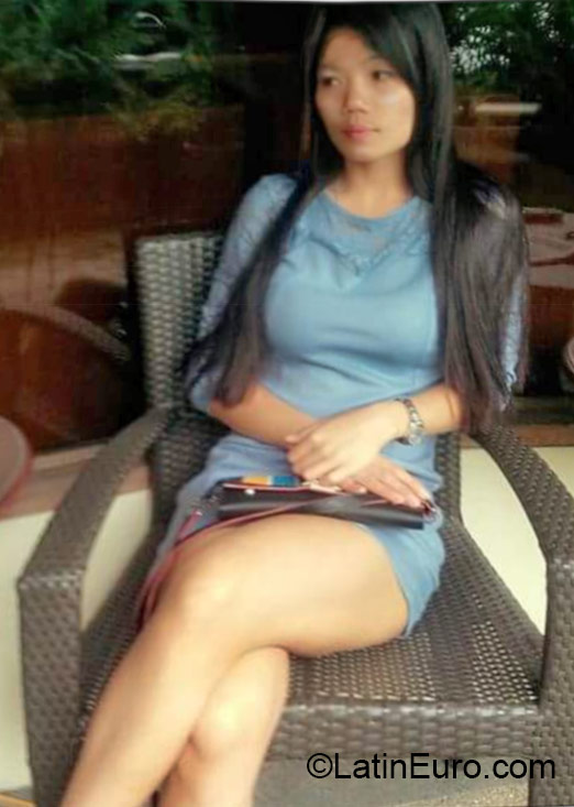 Date this sensual Philippines girl Agnes from Cebu City PH805