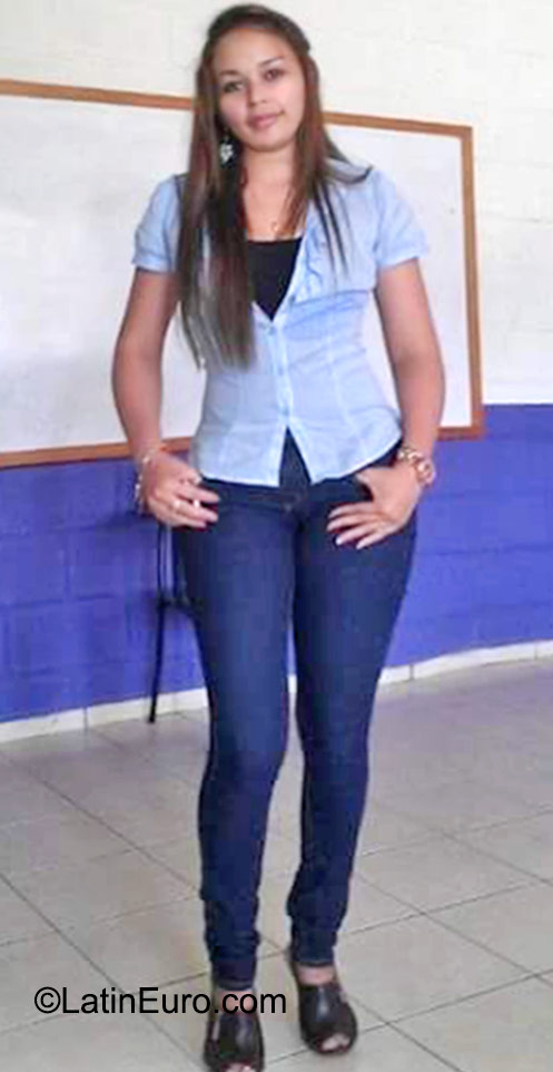 Date this cute Honduras girl Evelyn from Tocoa HN1644