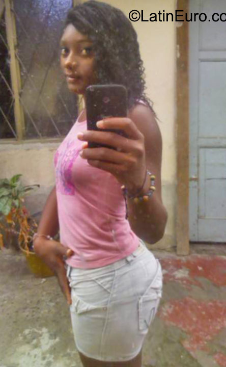 Date this cute Colombia girl Lucero from Popayan CO17868