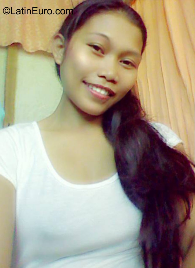 Date this young Philippines girl Bile from Cebu City PH815